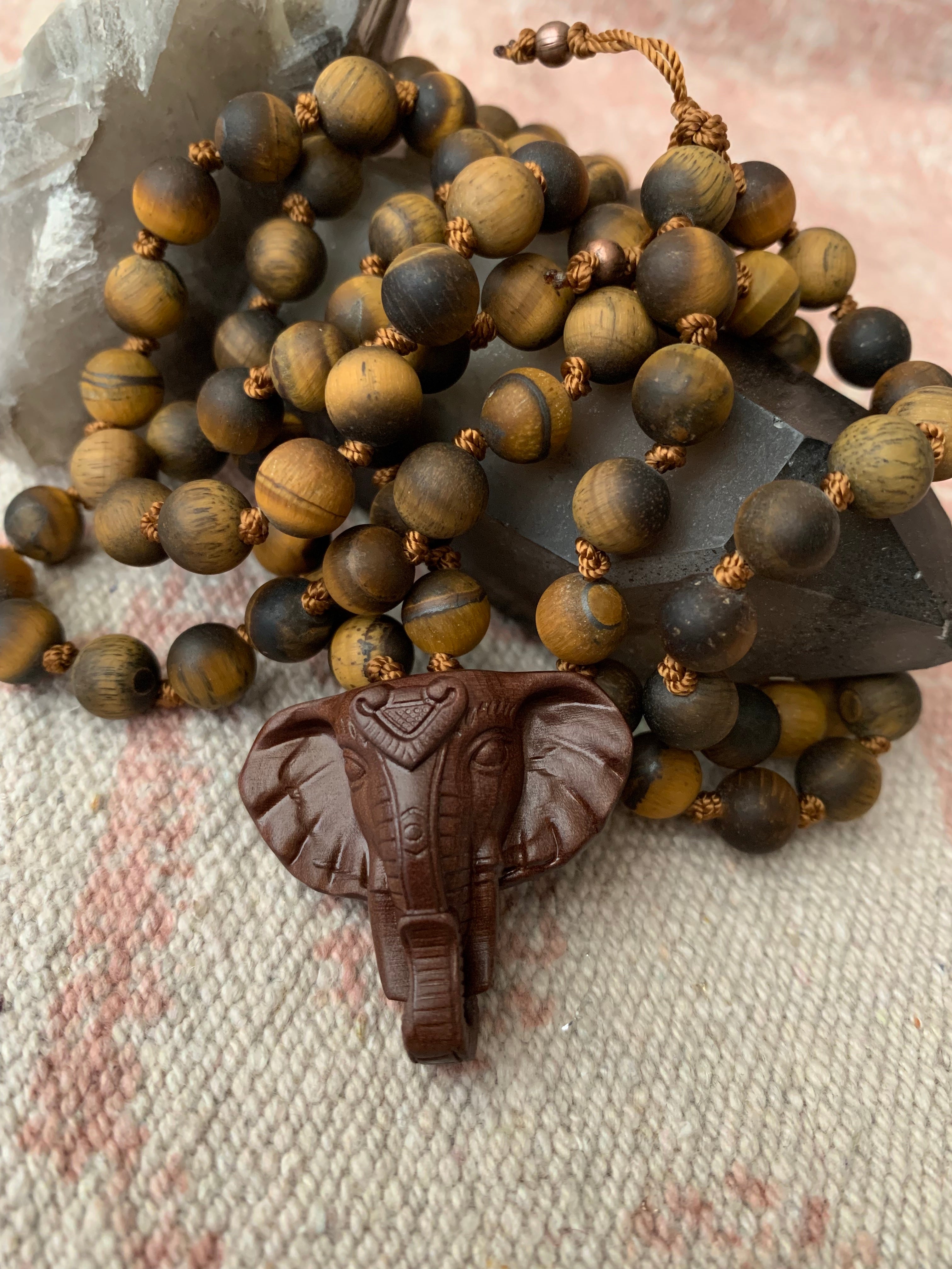 How To Use Mala Beads to Remain Present in your Meditation