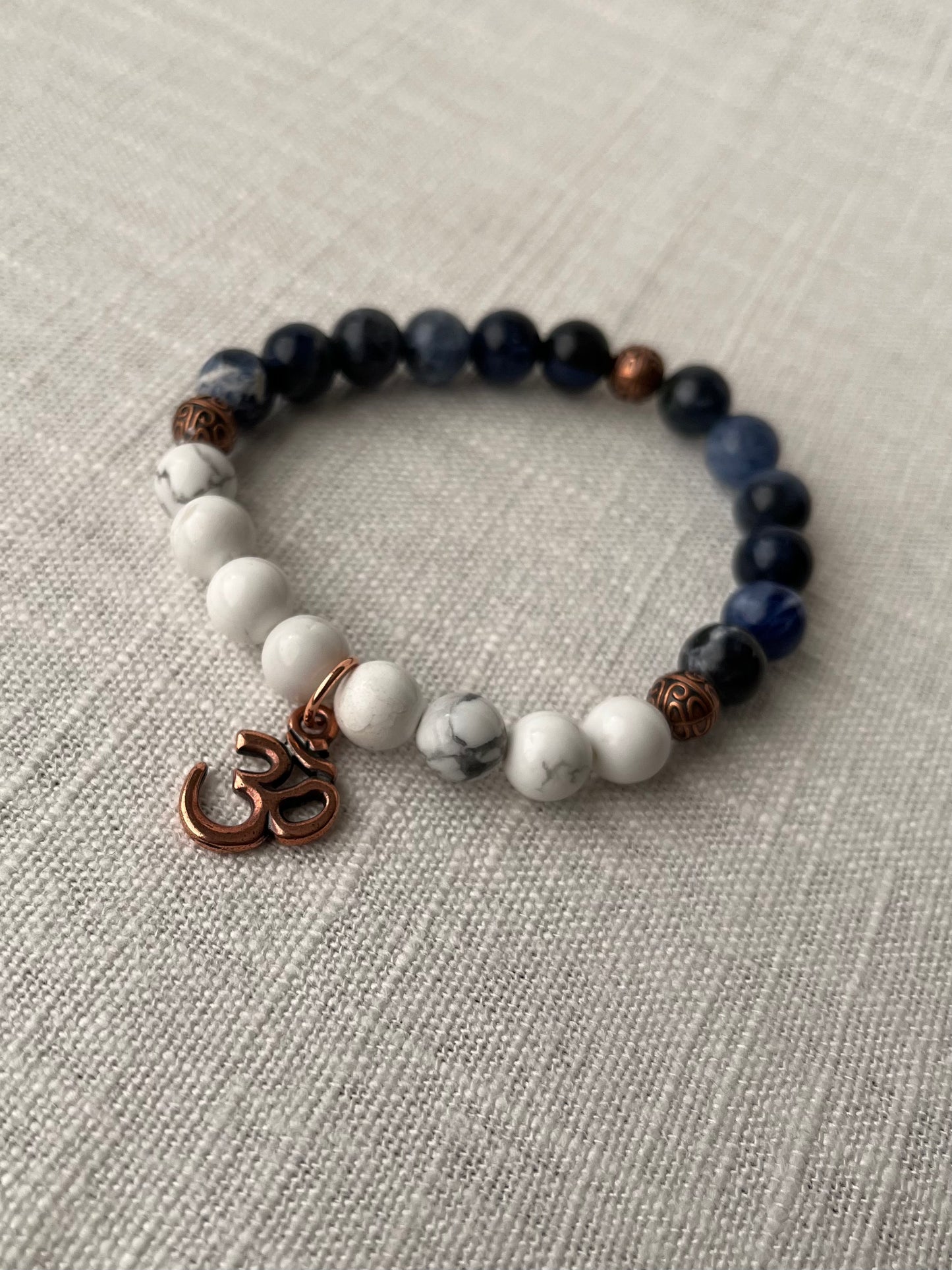 Howlite with Sodalite Bracelet