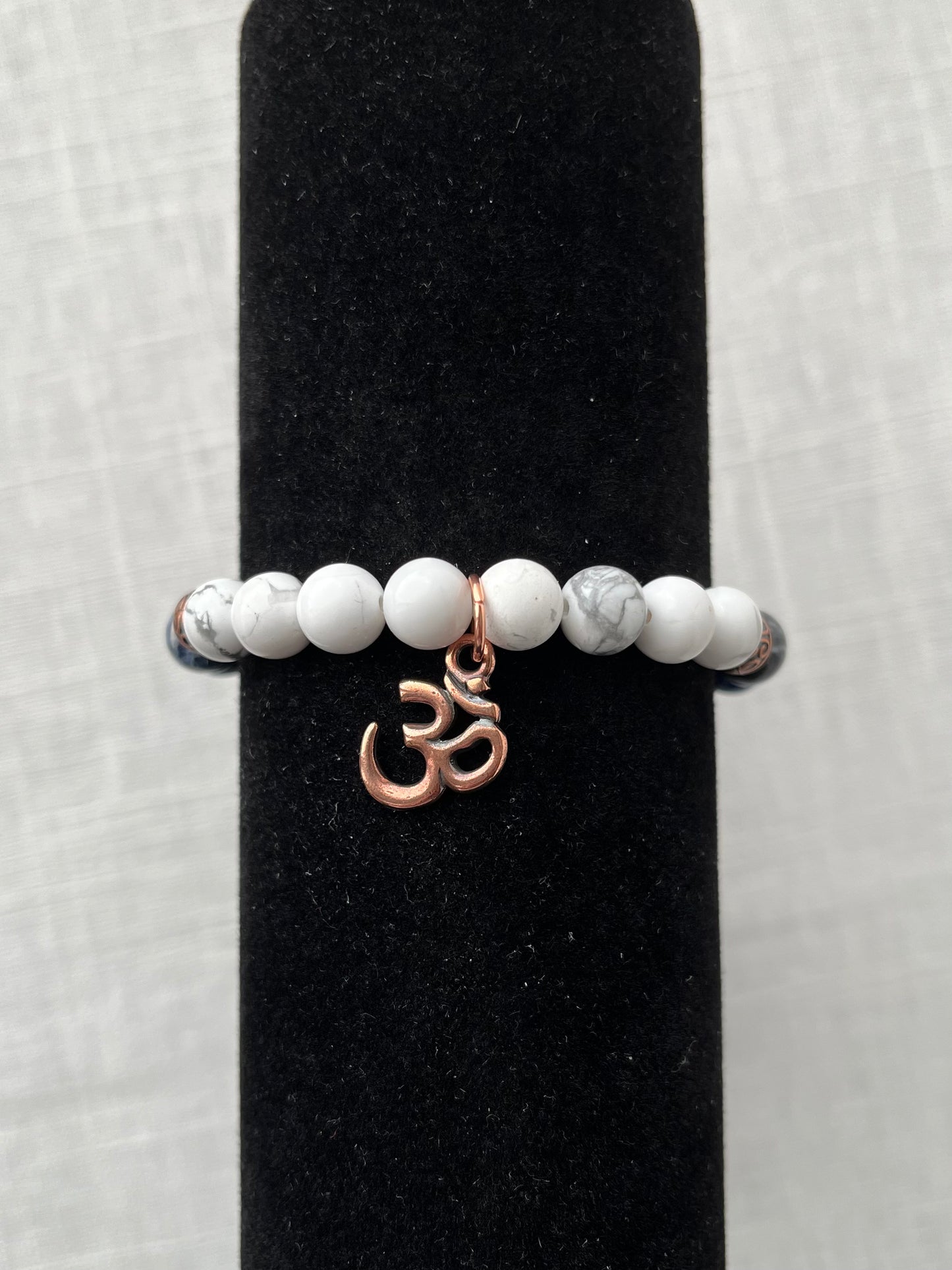 Howlite with Sodalite Bracelet