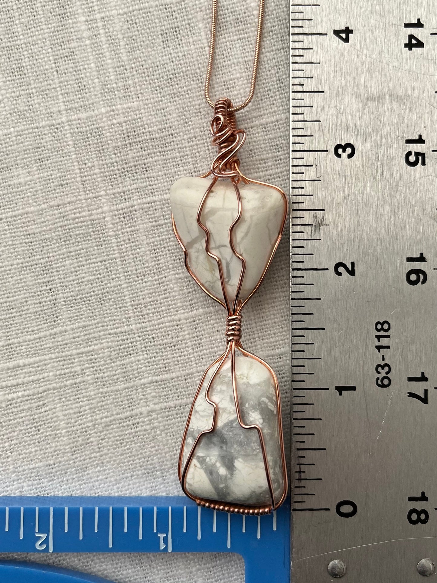 Howlite