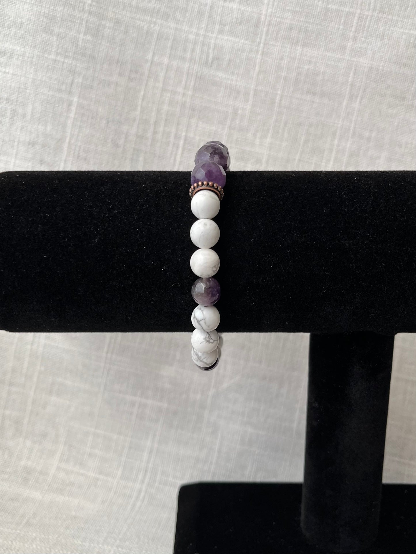 Large Howlite with Amethyst Bracelet