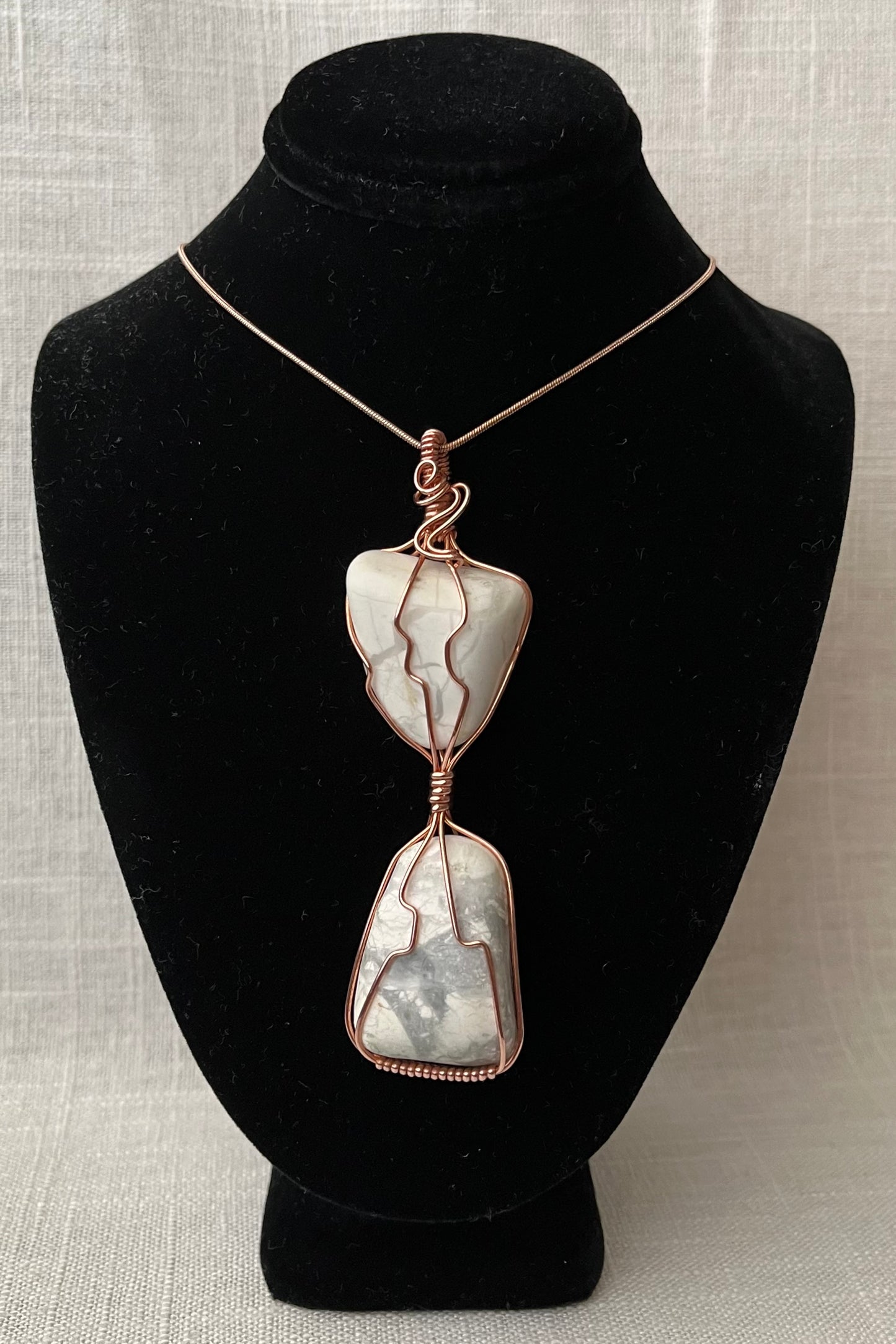 Howlite
