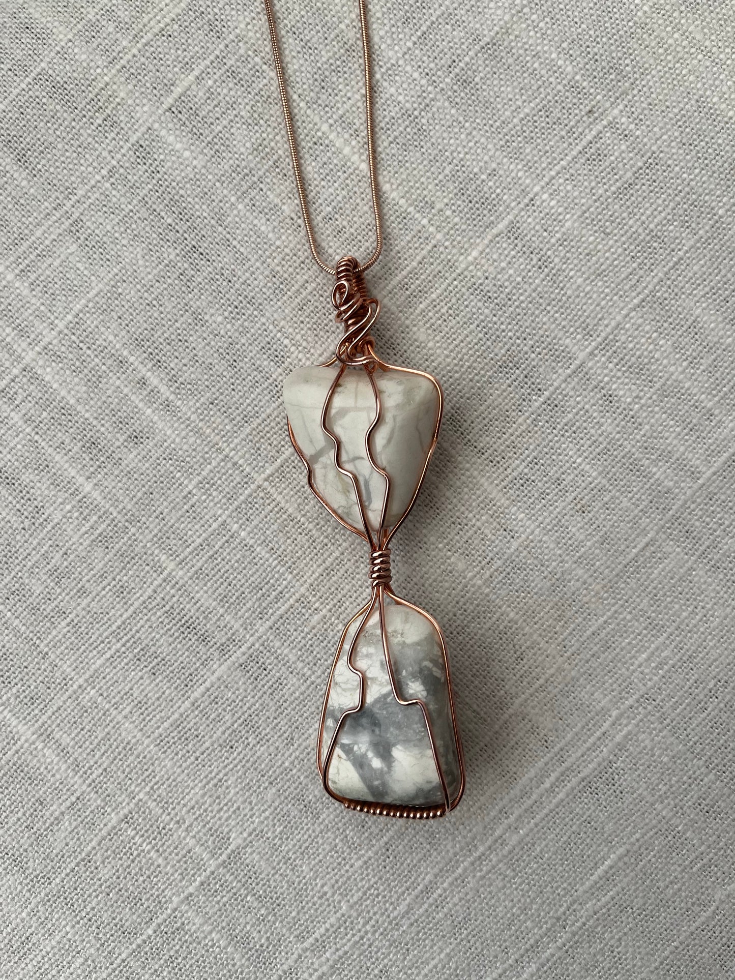 Howlite