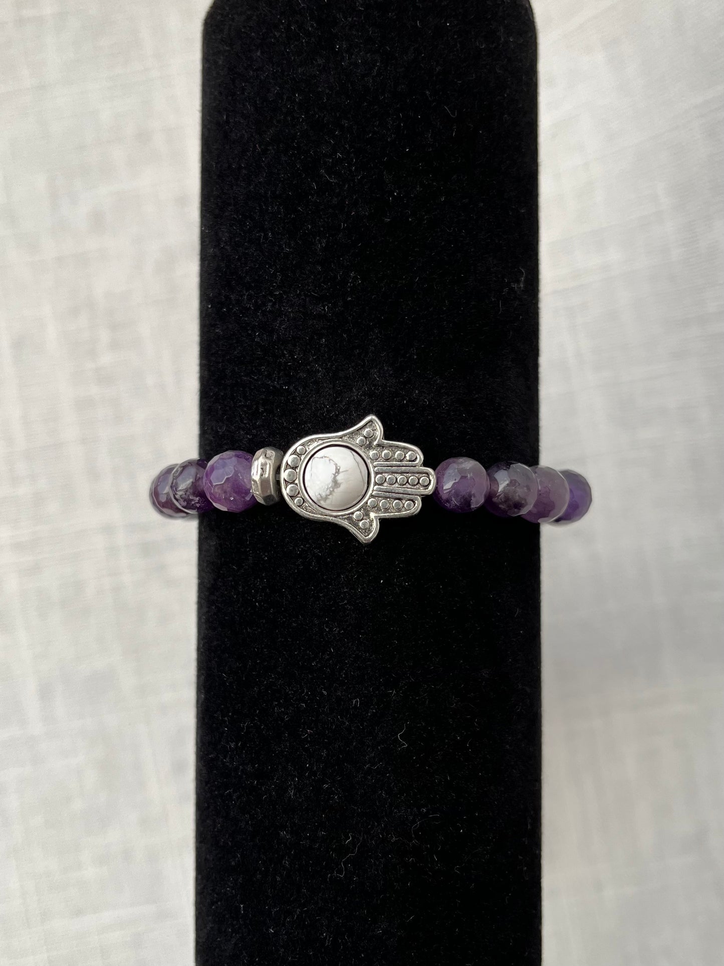 Large Howlite with Amethyst Bracelet