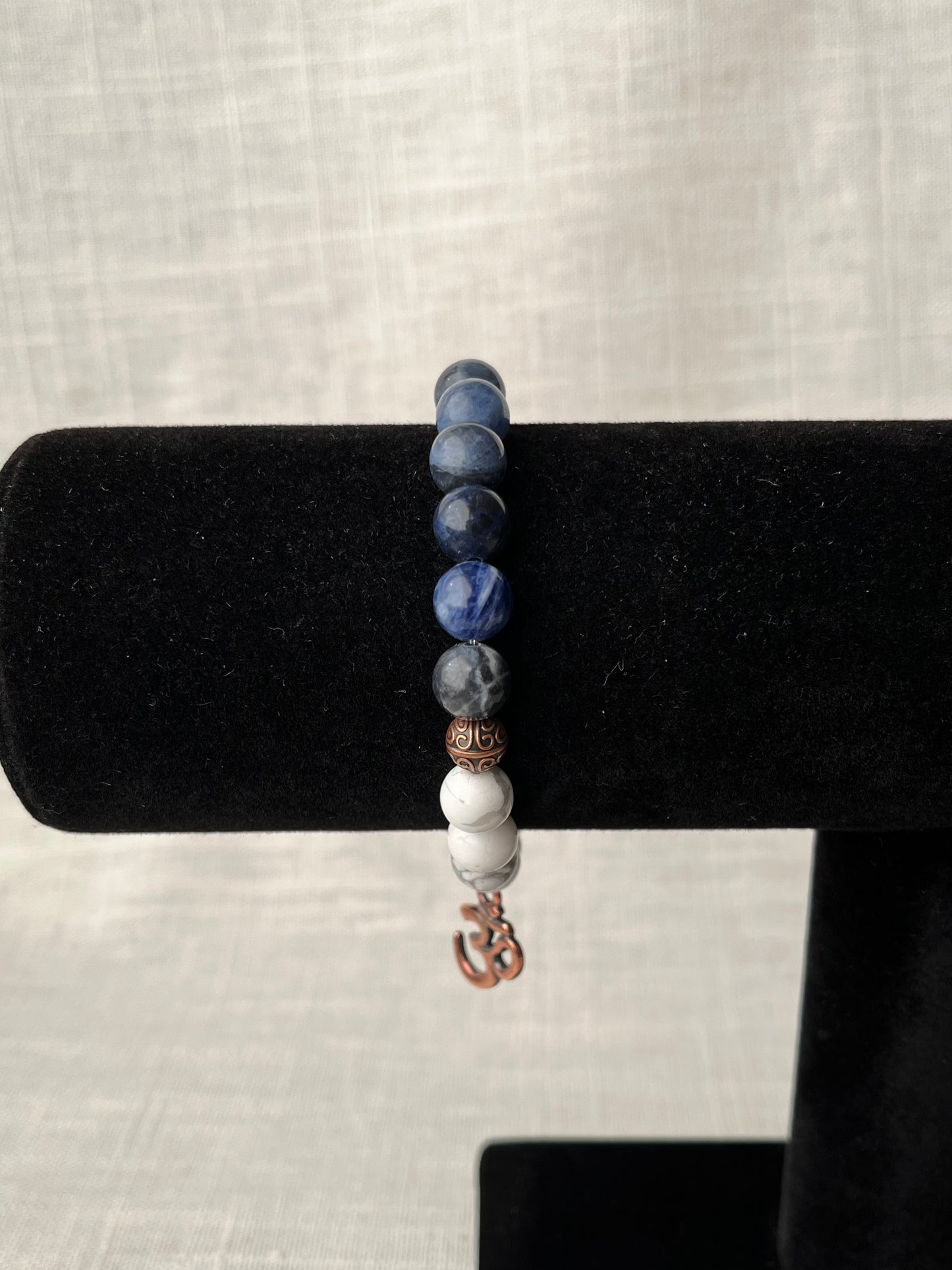 Howlite with Sodalite Bracelet