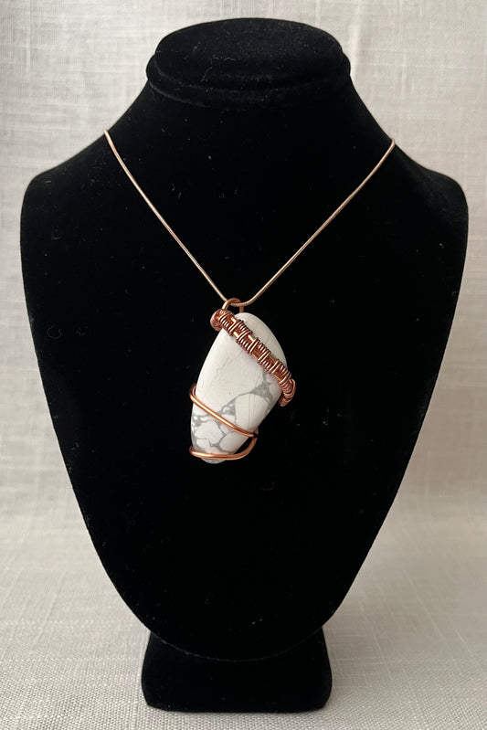Howlite