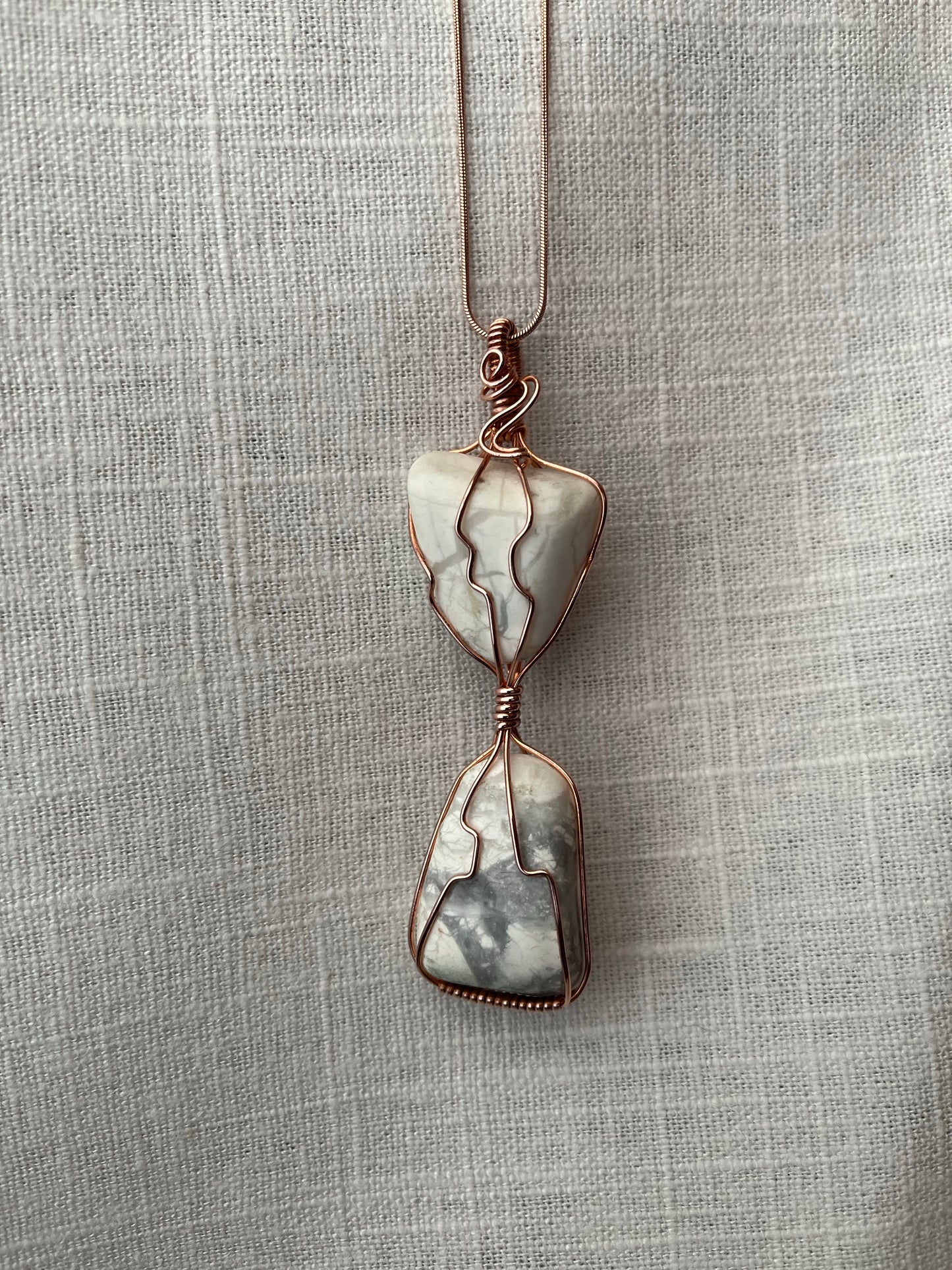 Howlite