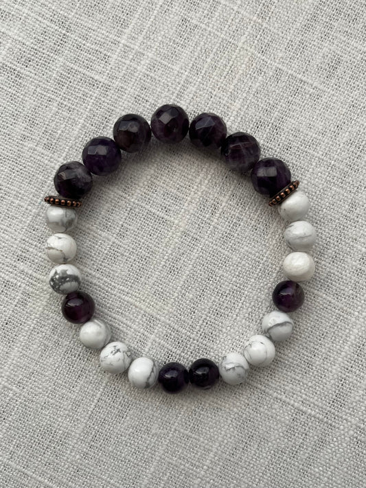 Large Howlite with Amethyst Bracelet